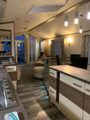 E3 luxury lodge